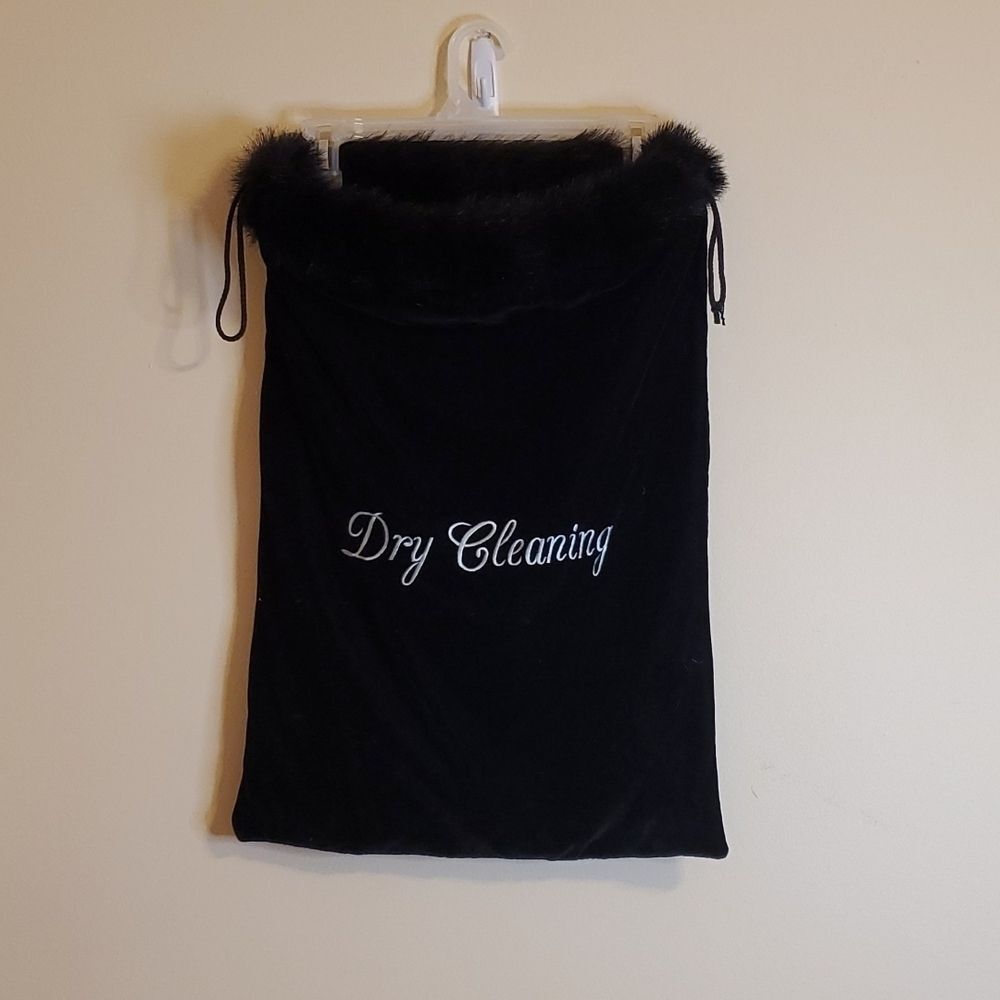 Black Velvety Faux Fur Dry Cleaning Bag Drawstring Closure Luxury Travel